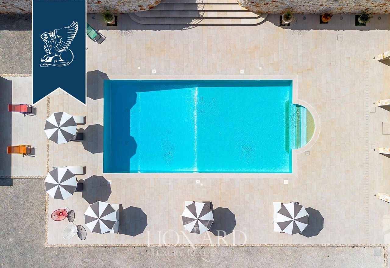 Вилла в Остуни, Италия, 500 м² - фото 6