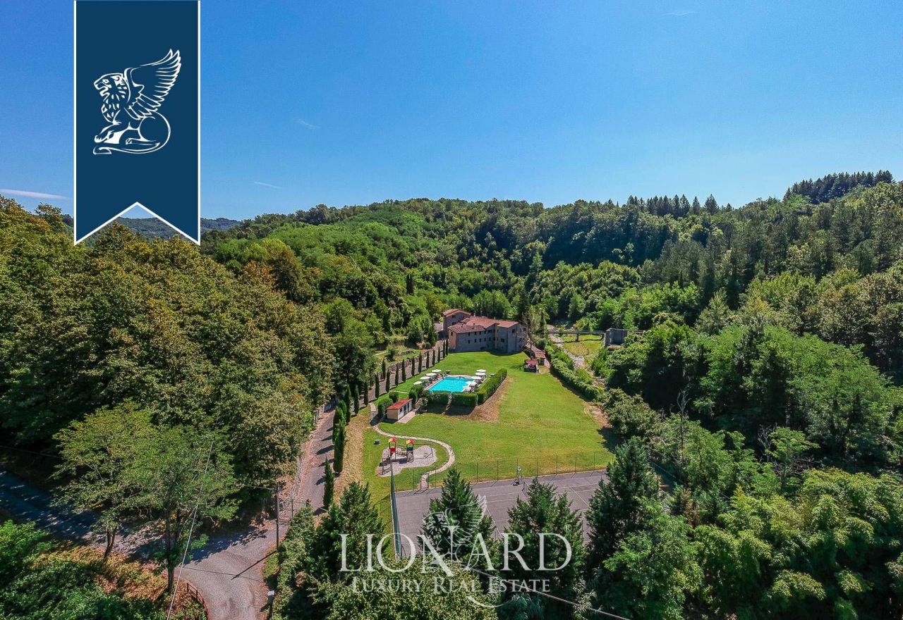 Отель, гостиница в Массе, Италия, 1 700 м² - фото 6