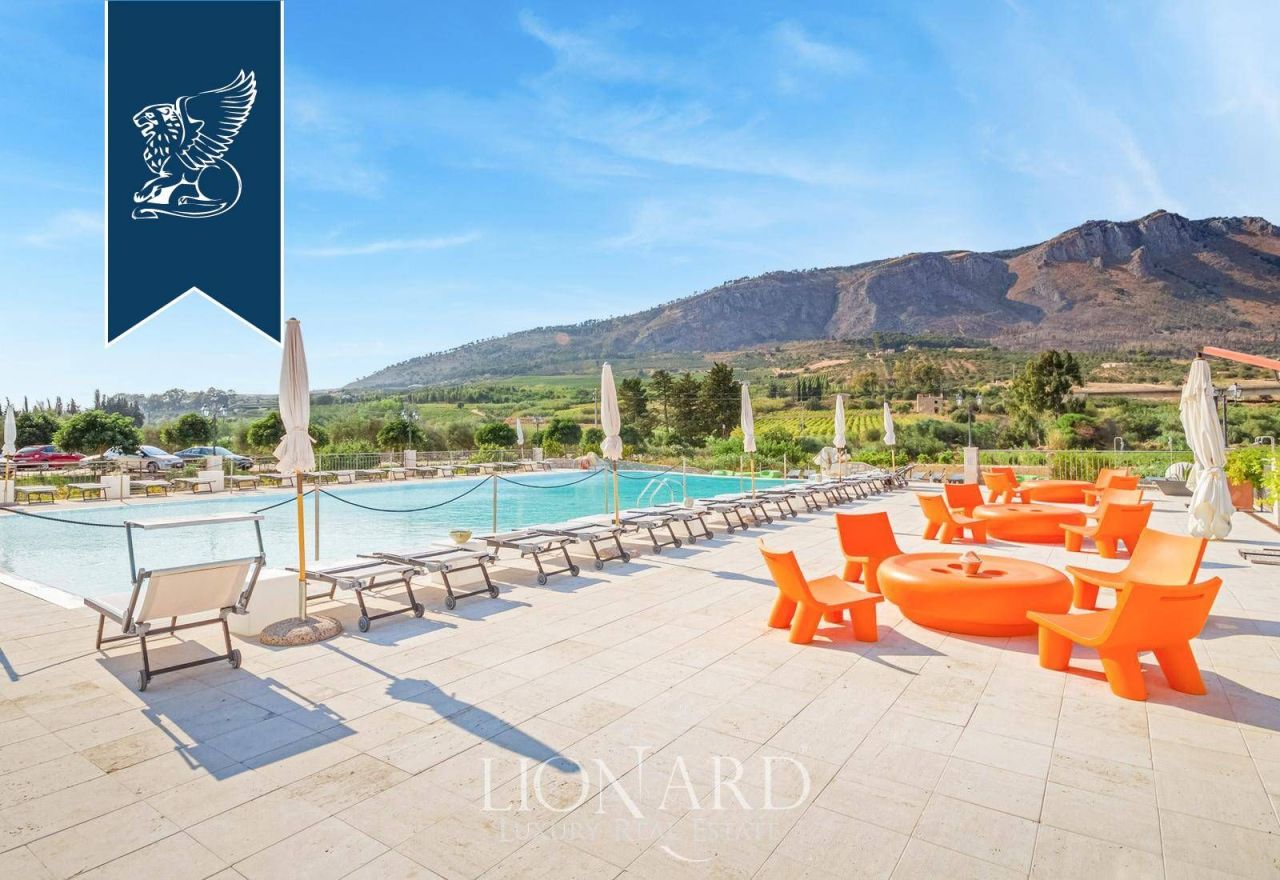 Дом в Алькамо, Италия, 3 700 м² - фото 5