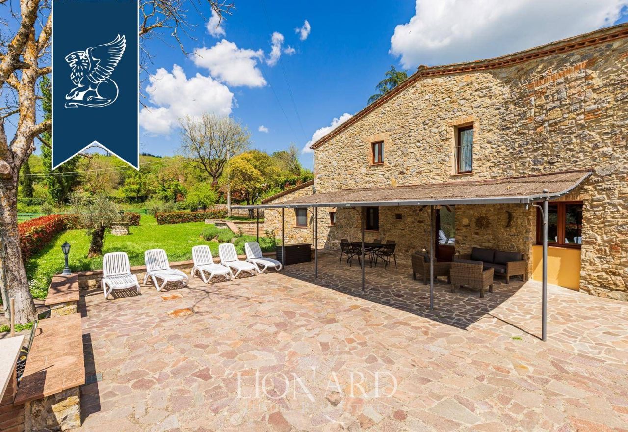 Вилла в Сиене, Италия, 550 м² - фото 5