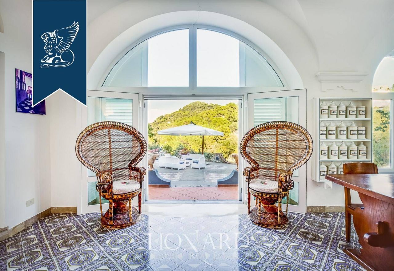 Вилла на Капри, Италия, 500 м² - фото 5