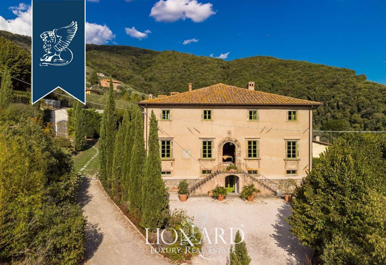 Вилла в Лукке, Италия, 1 301 м² - фото 5