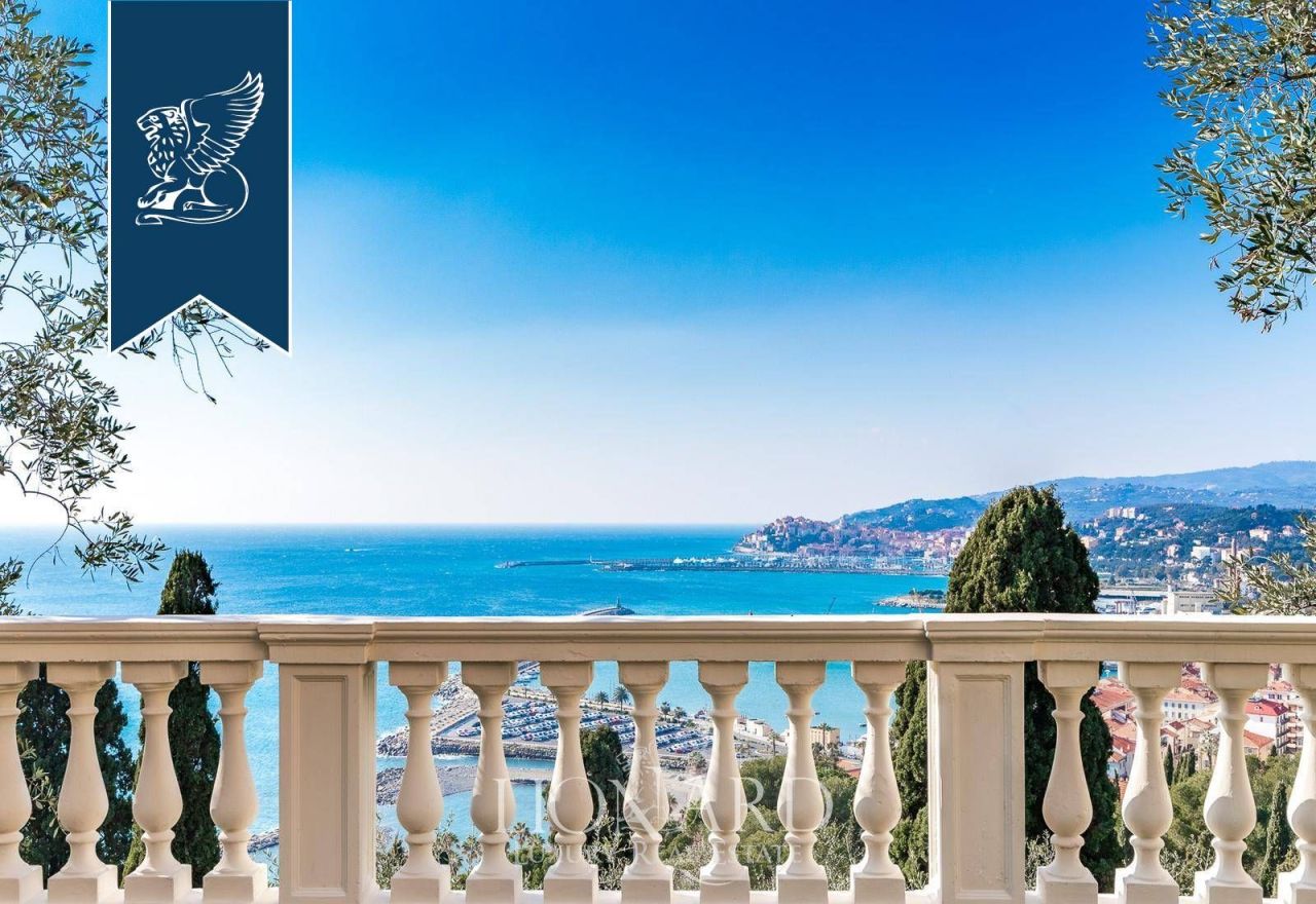 Вилла в Империи, Италия, 360 м² - фото 5