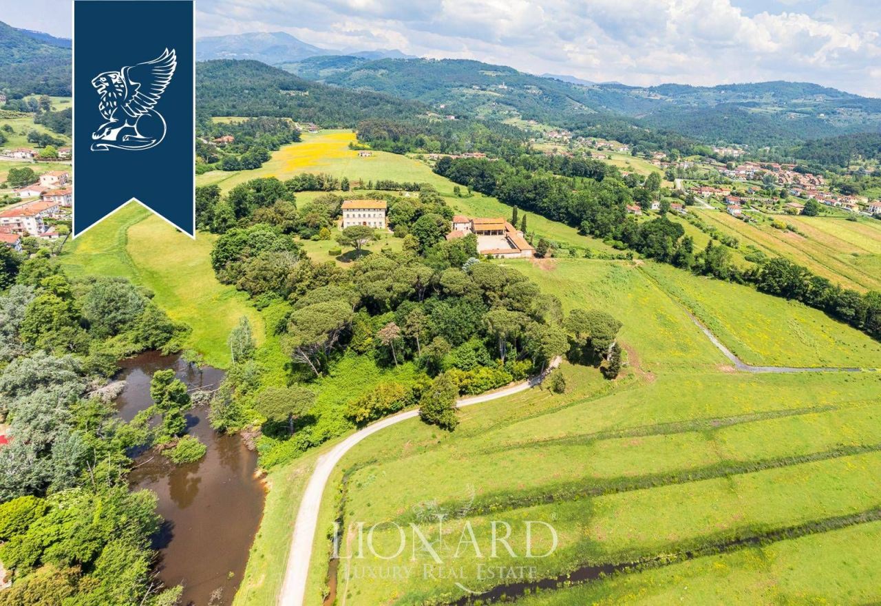 Ферма в Лукке, Италия, 4 000 м² - фото 5