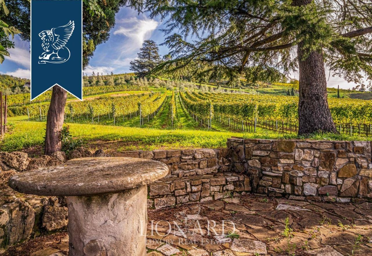 Ферма во Флоренции, Италия, 2 400 м² - фото 5