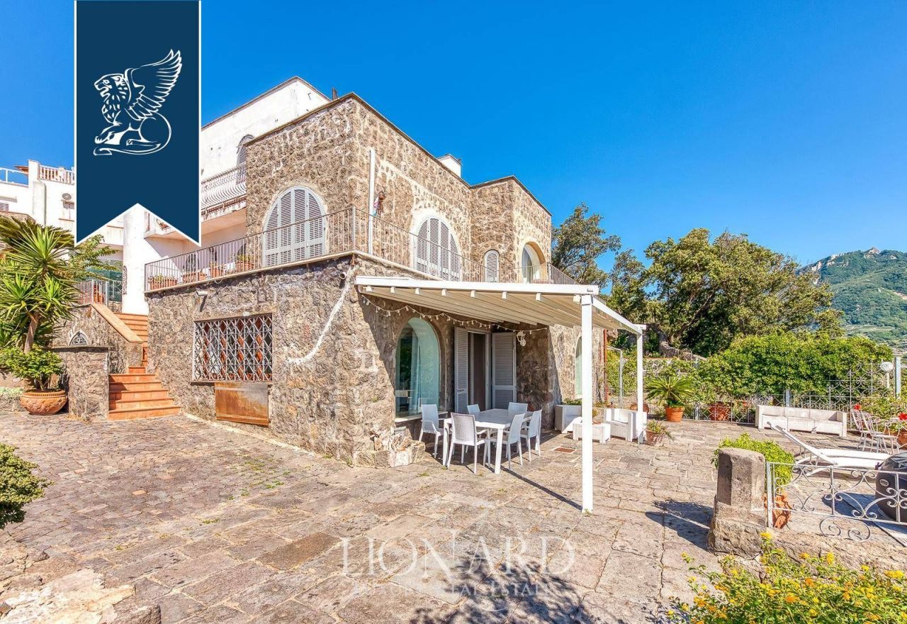 Вилла в Неаполе, Италия, 385 м² - фото 5