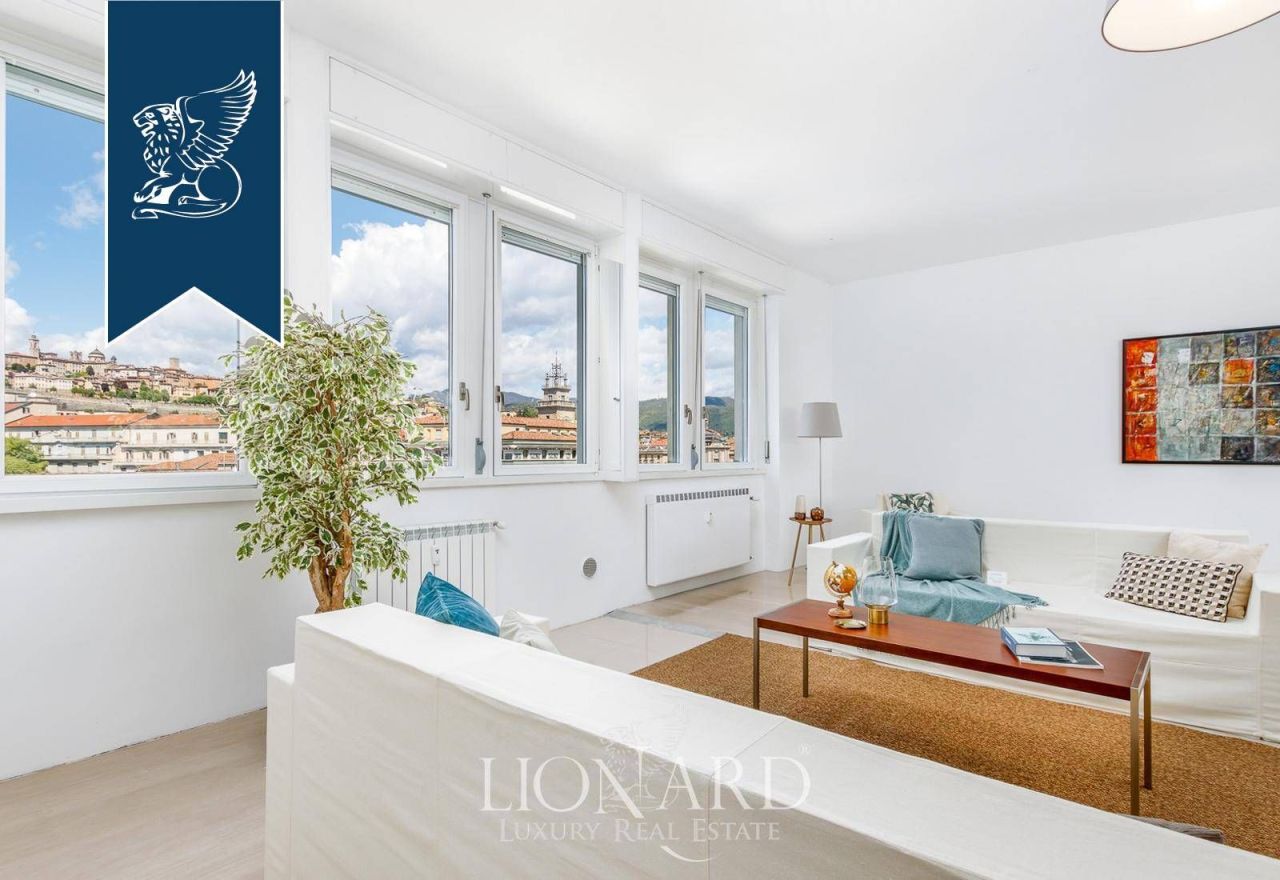 Апартаменты в Бергамо, Италия, 435 м² - фото 6