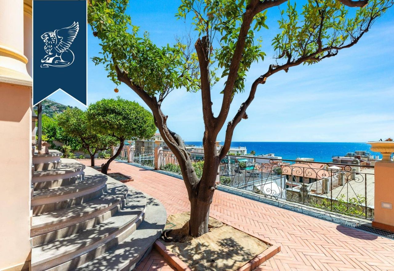 Вилла в Алассио, Италия, 470 м² - фото 5