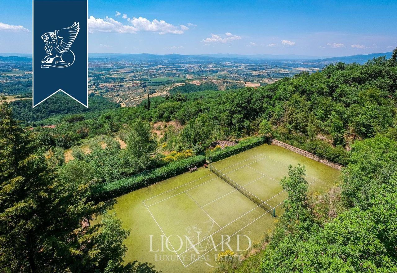 Вилла в Ареццо, Италия, 530 м² - фото 5
