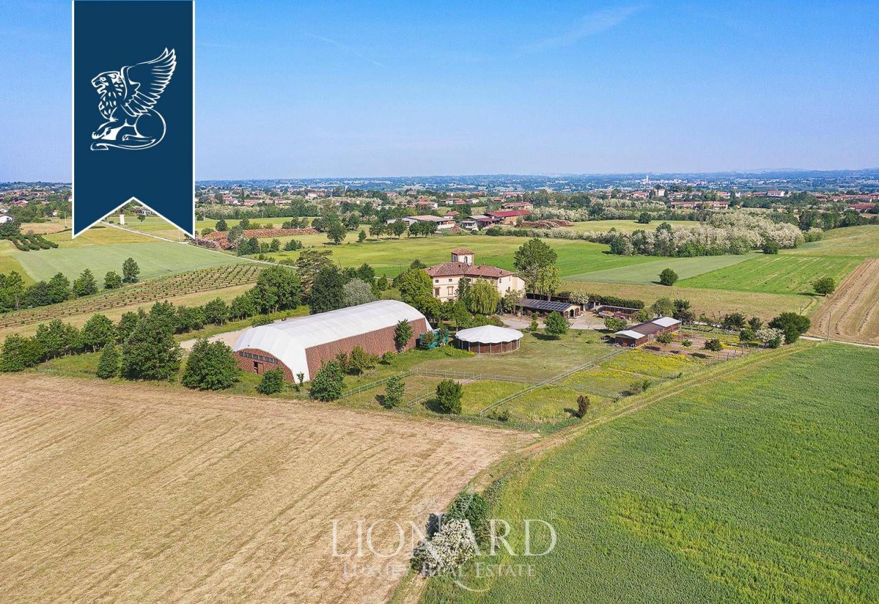 Замок в Алессандрии, Италия, 1 000 м² - фото 5