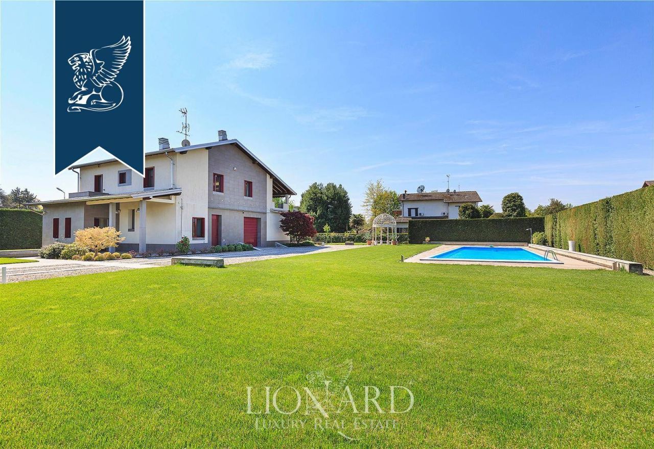 Вилла в Милане, Италия, 300 м² - фото 6