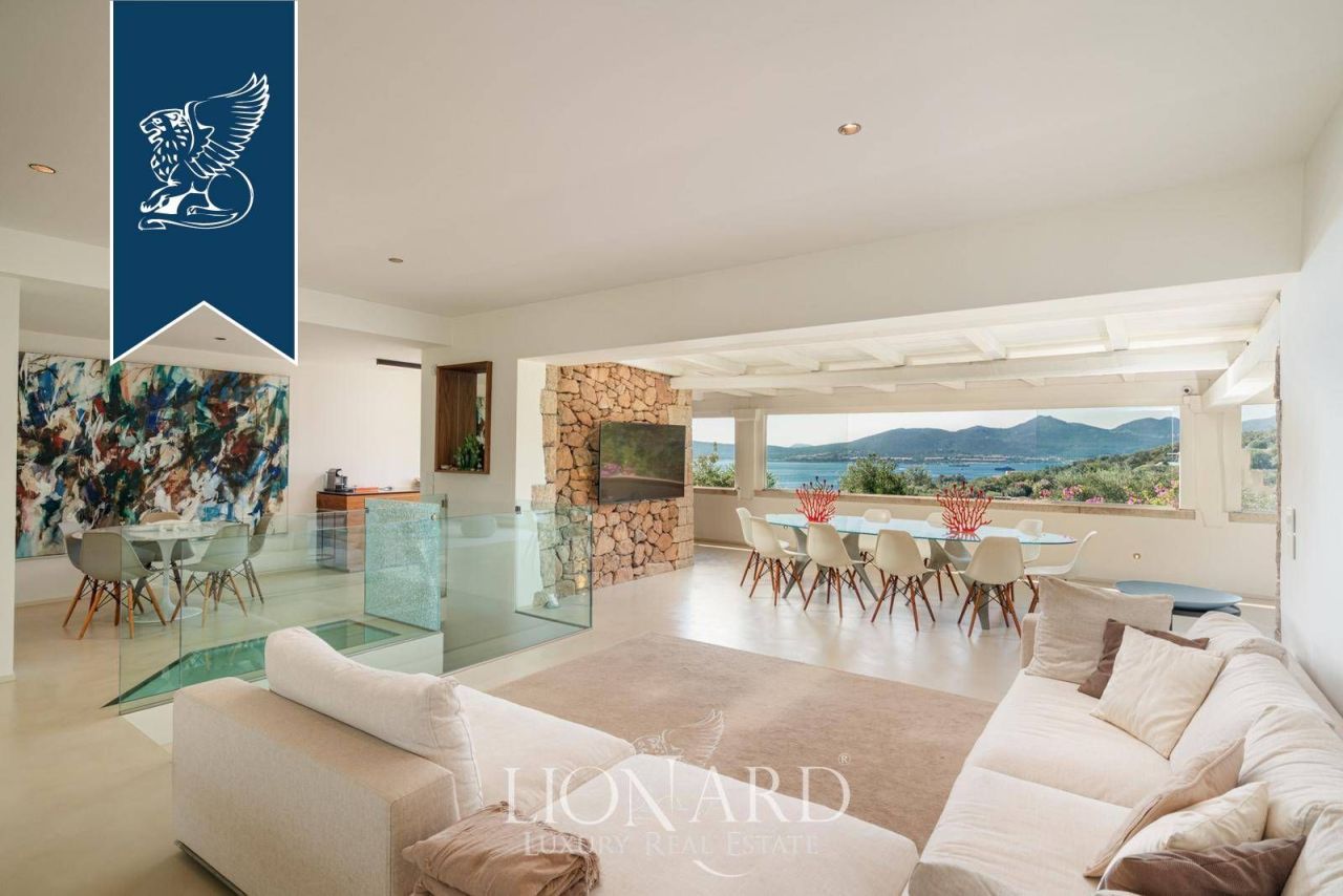 Вилла в Ольбии, Италия, 340 м² - фото 7