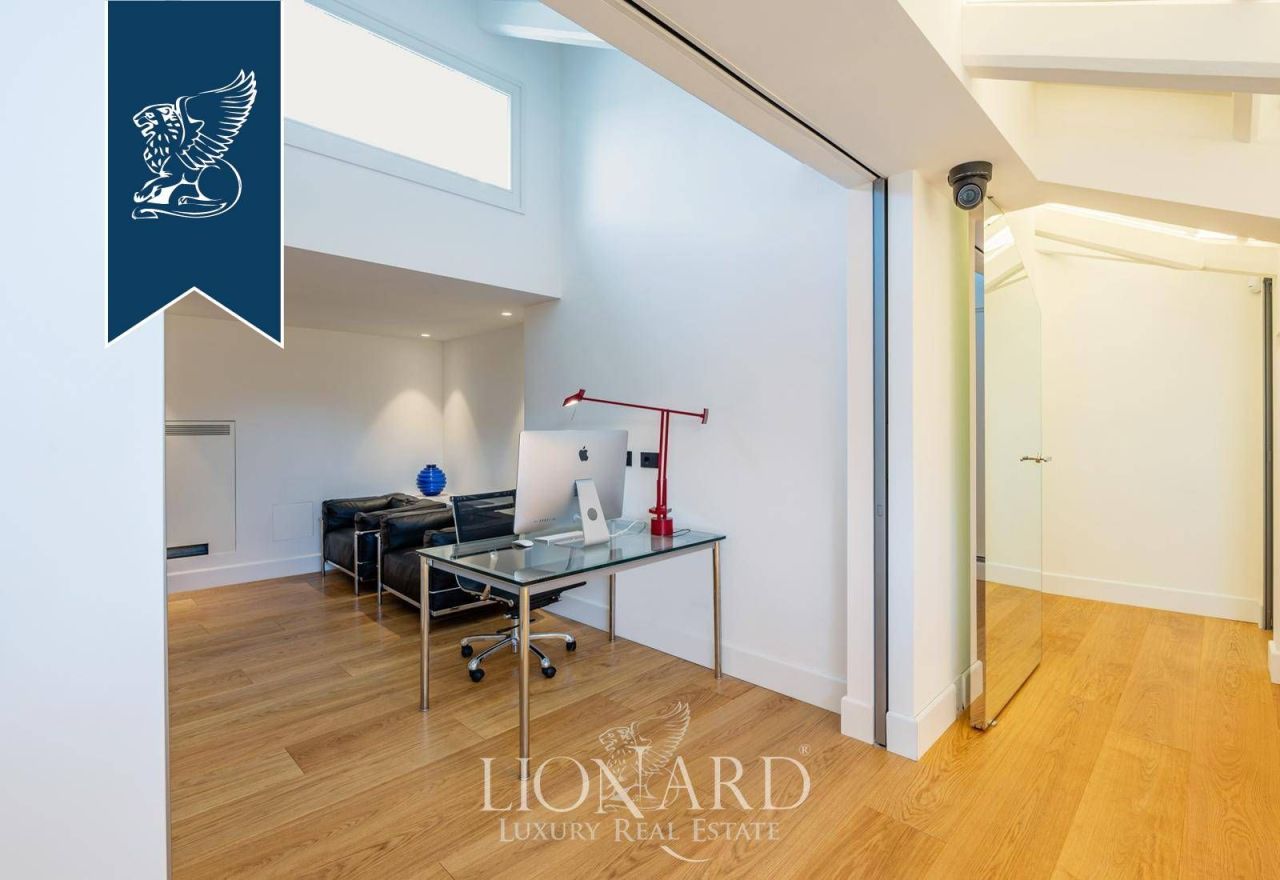 Апартаменты в Комо, Италия, 239 м² - фото 7