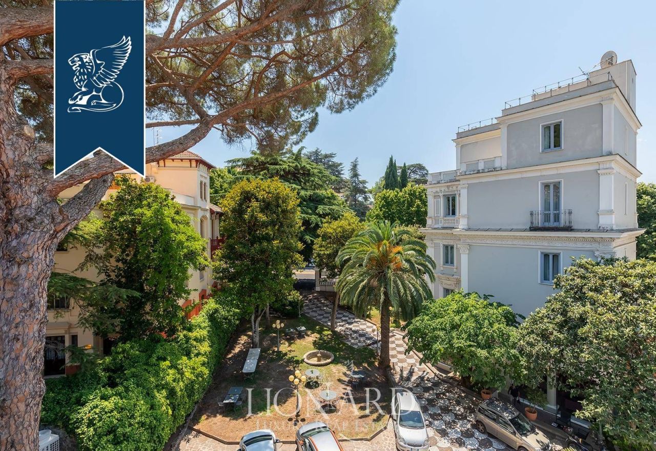 Вилла в Риме, Италия, 4 000 м² - фото 7