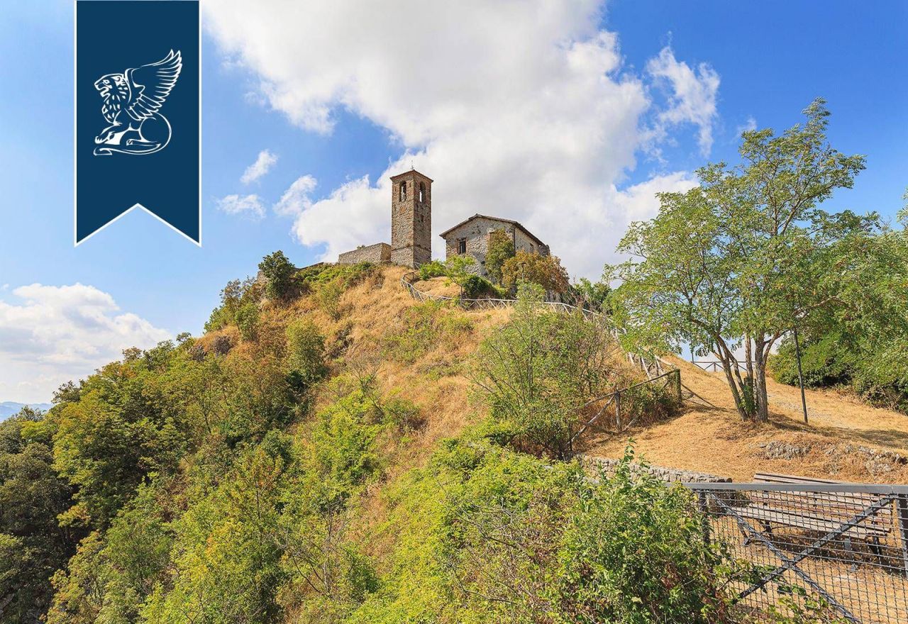 Замок в Римини, Италия, 3 000 м² - фото 7