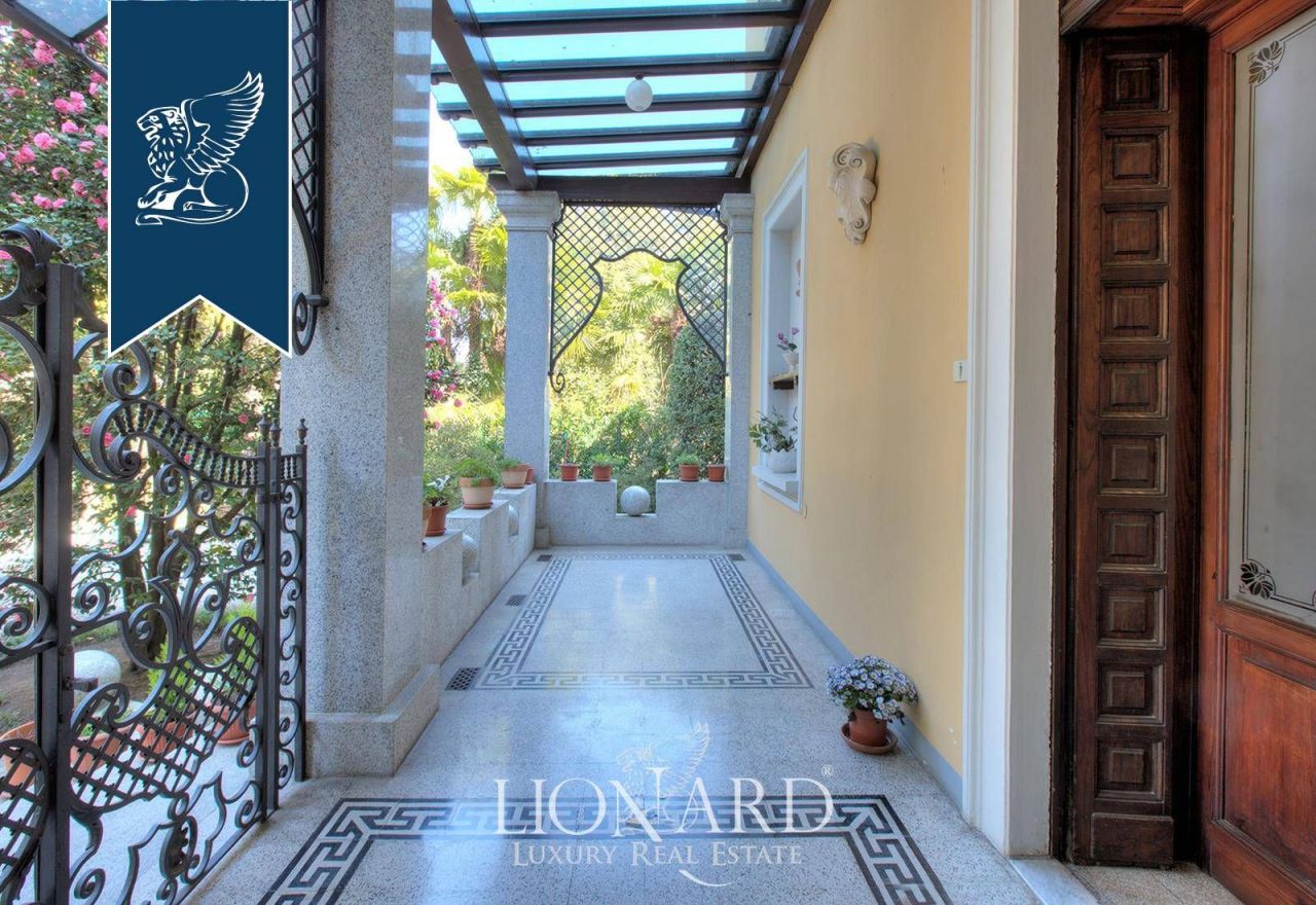 Вилла в Лезе, Италия, 400 м² - фото 7