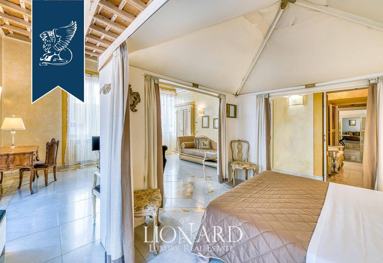 Апартаменты в Риме, Италия, 460 м² - фото 7