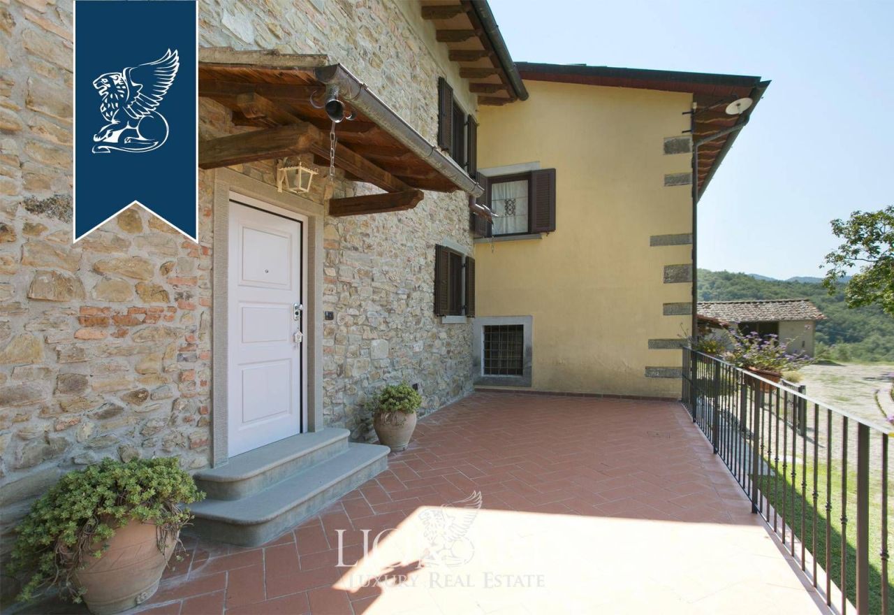 Ферма в Виккьо, Италия, 1 000 м² - фото 7