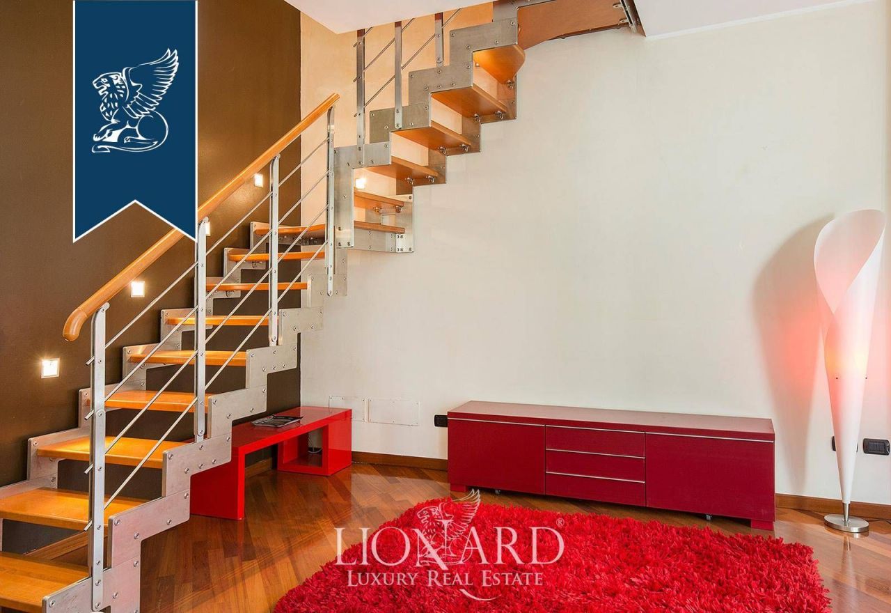 Апартаменты в Милане, Италия, 310 м² - фото 7