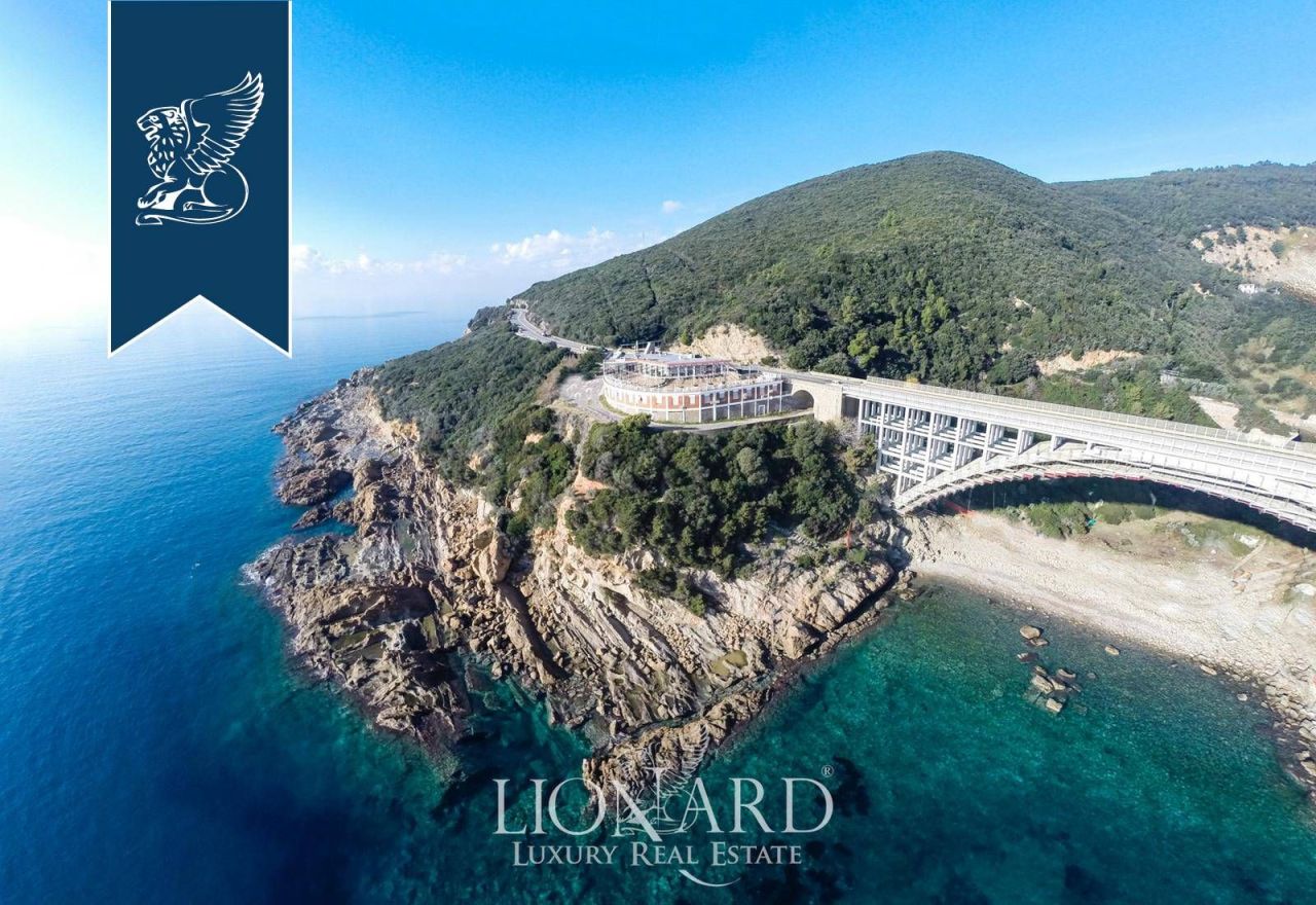 Отель, гостиница в Ливорно, Италия, 860 м² - фото 7