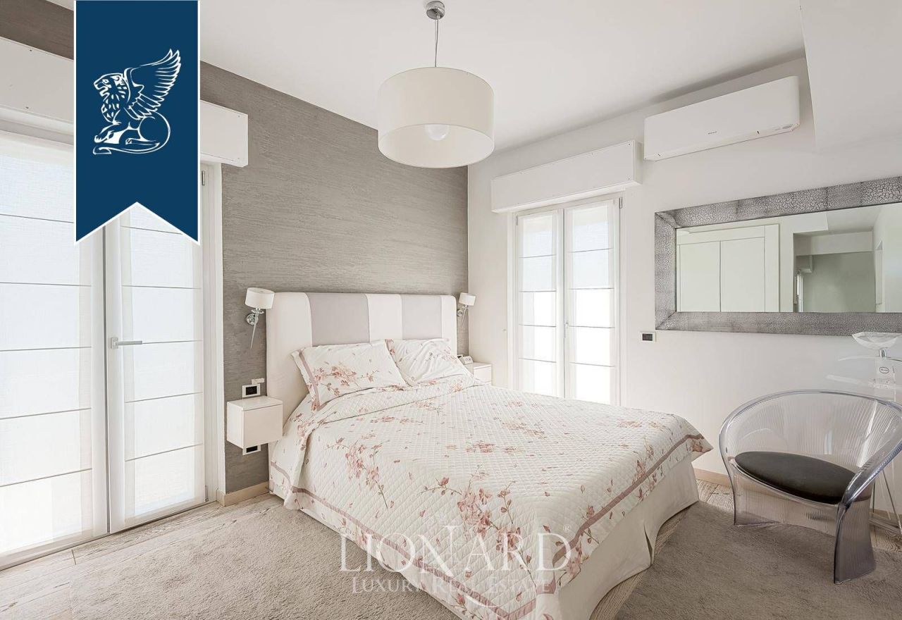 Вилла в Массе, Италия, 180 м² - фото 7