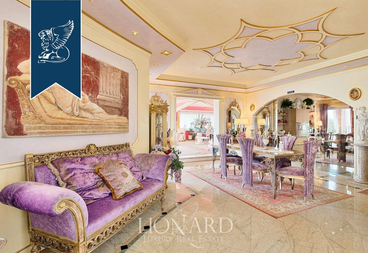 Вилла в Карраре, Италия, 1 500 м² - фото 7