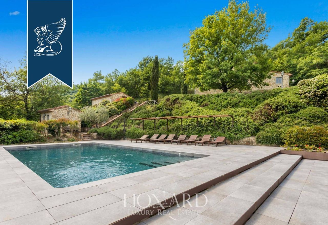 Вилла в Ареццо, Италия, 726 м² - фото 7