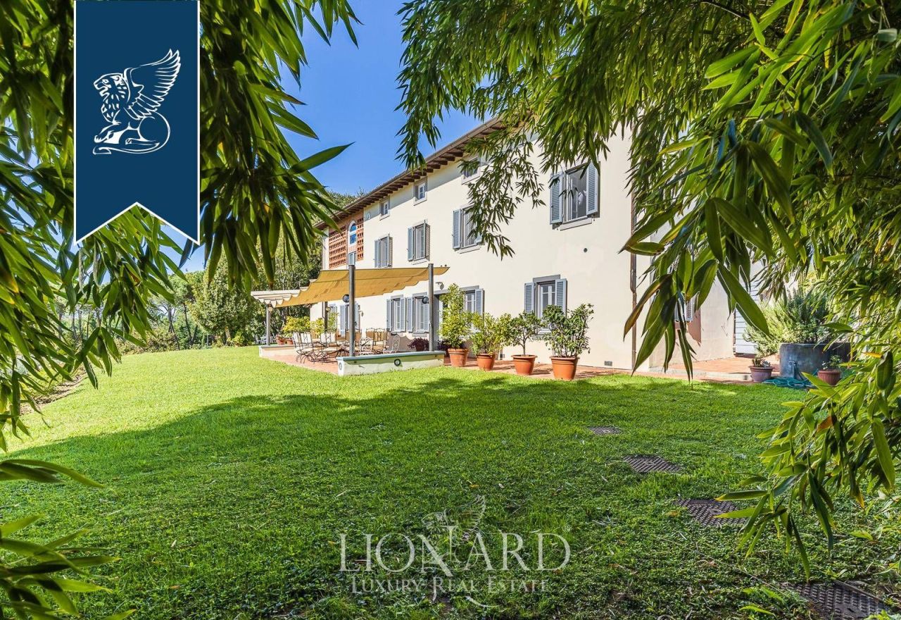 Вилла в Капаннори, Италия, 900 м² - фото 7