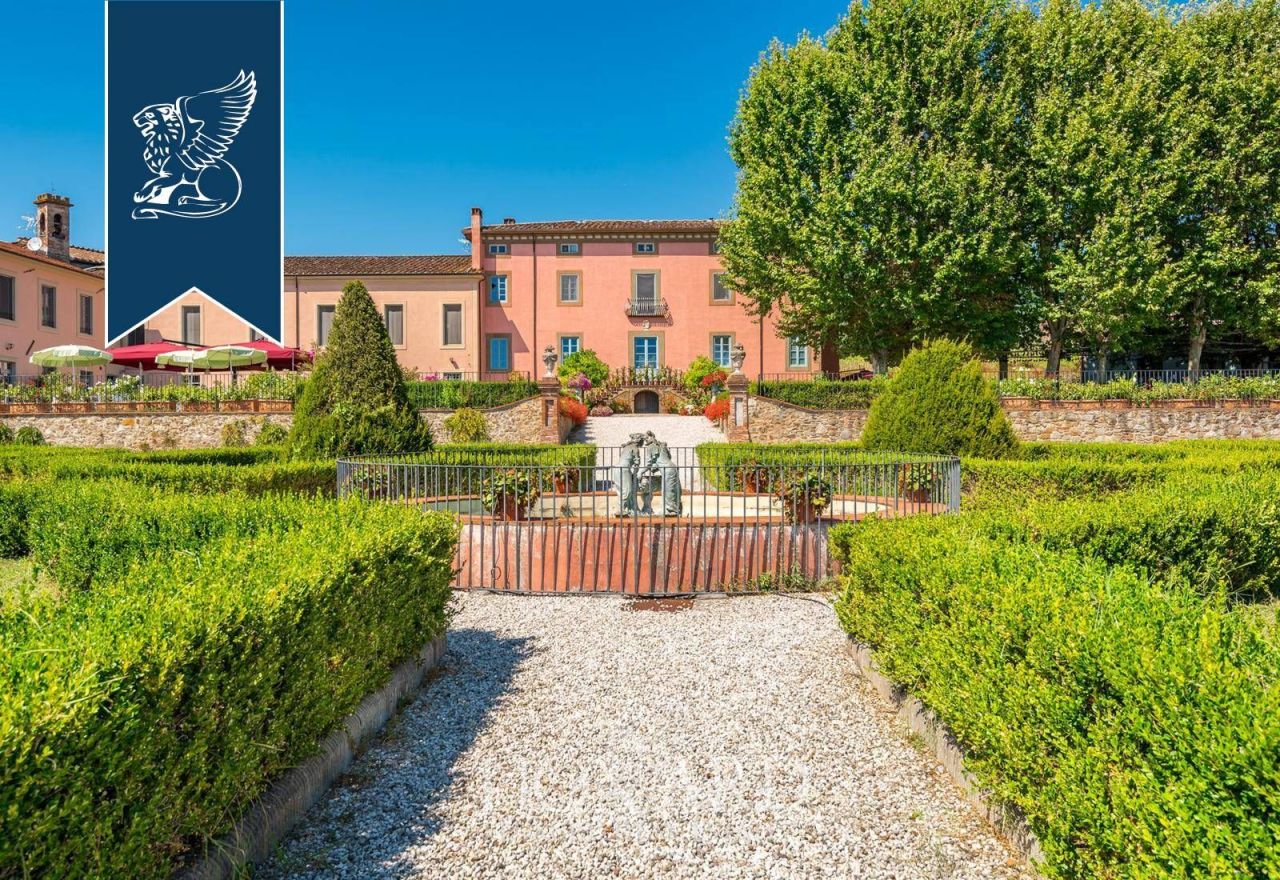 Вилла в Капаннори, Италия, 2 900 м² - фото 7