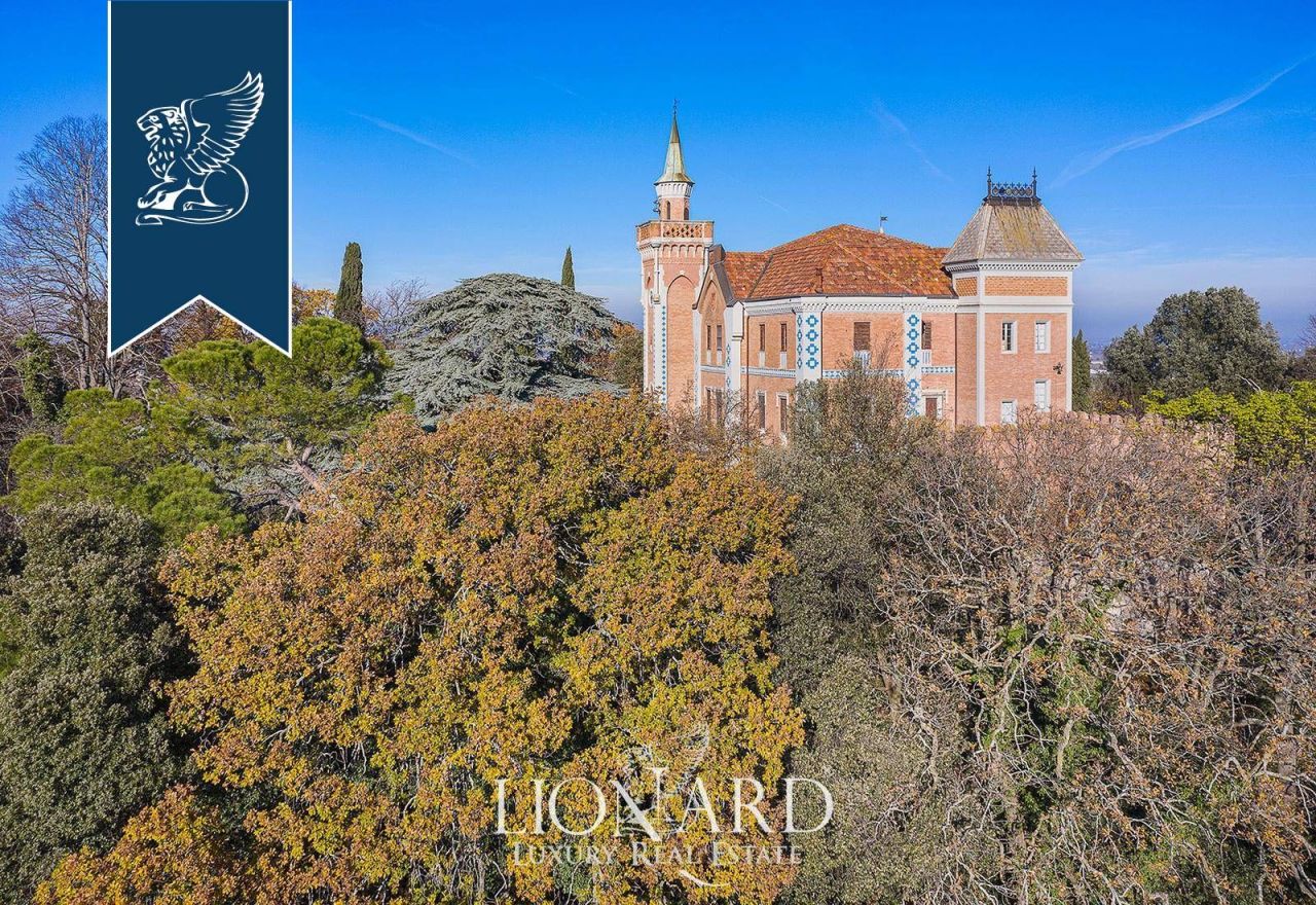 Замок в Форли-Чезене, Италия, 1 300 м² - фото 7