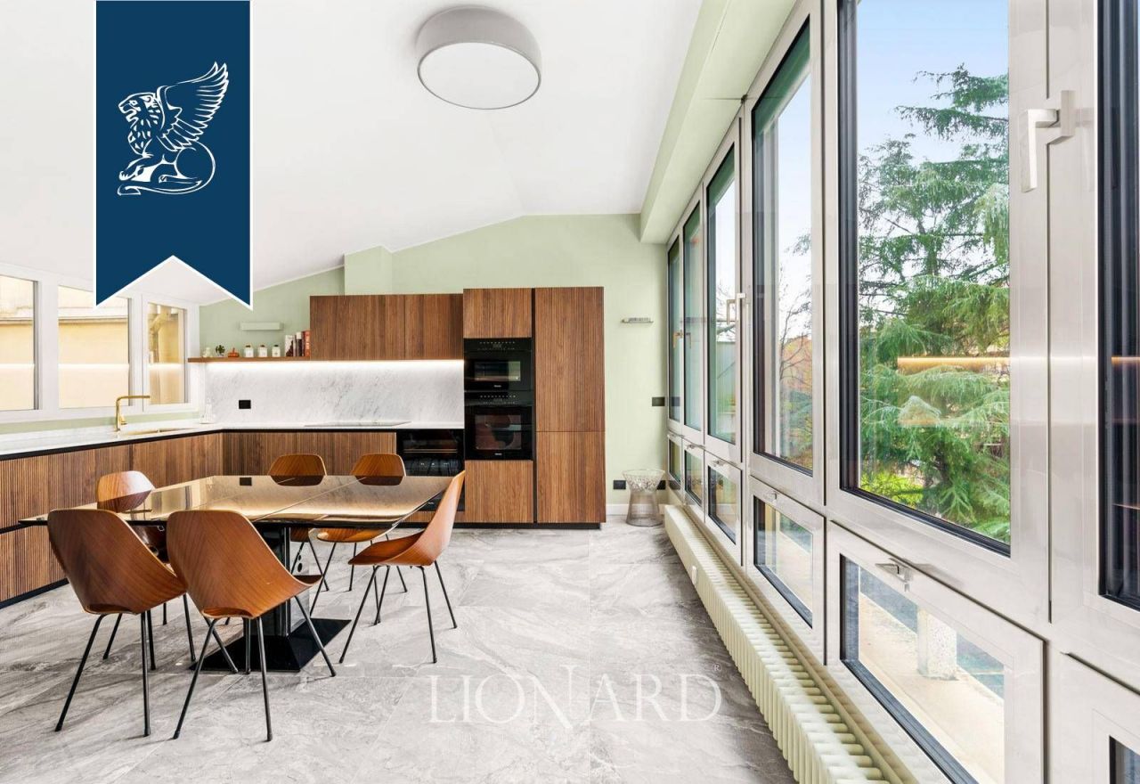 Апартаменты в Милане, Италия, 200 м² - фото 7