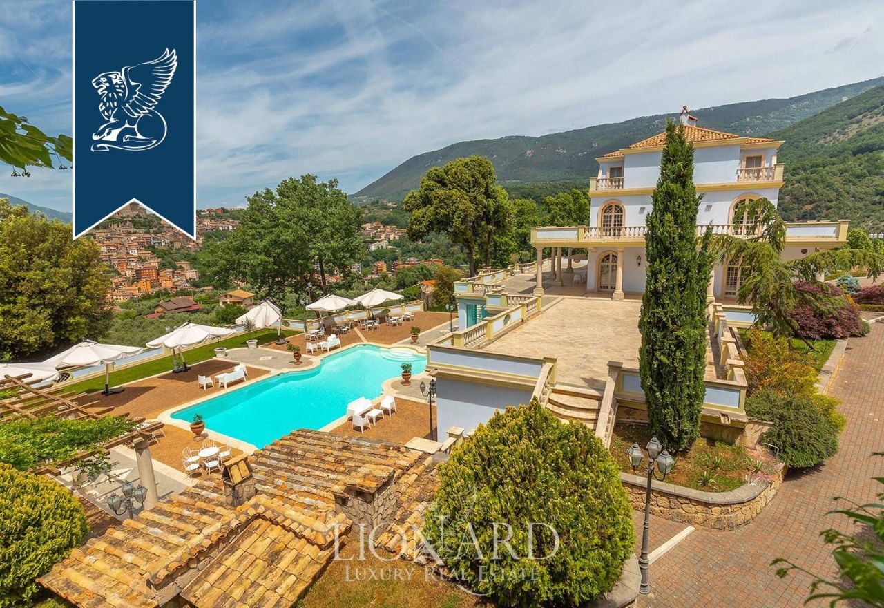 Вилла в Риме, Италия, 2 000 м² - фото 7