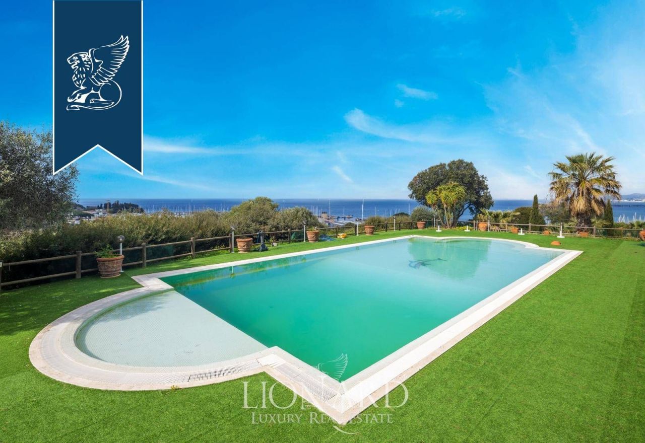 Вилла в Гроссето, Италия, 1 100 м² - фото 7