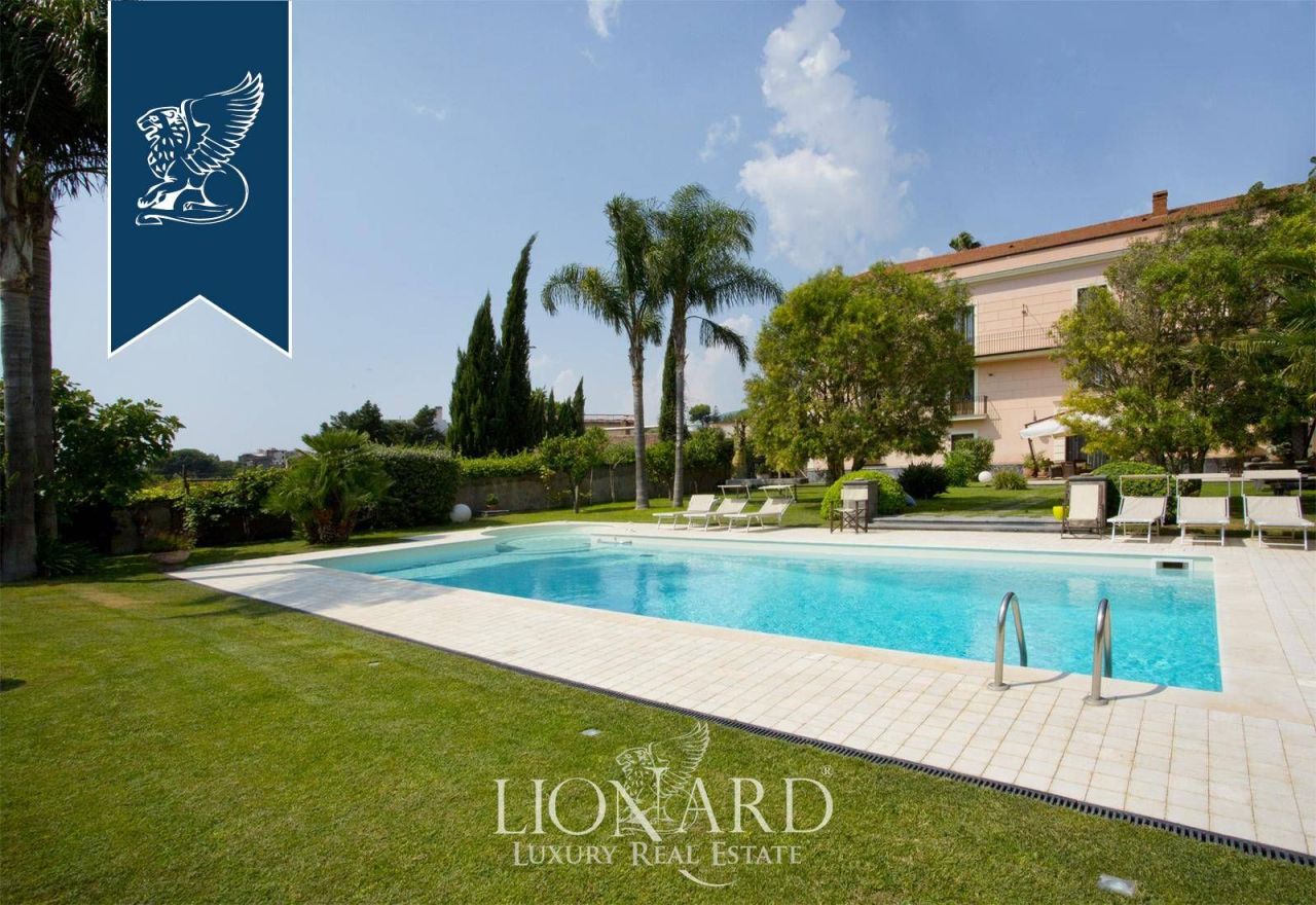 Вилла в Неаполе, Италия, 500 м² - фото 7