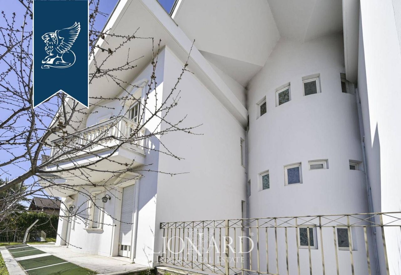 Вилла в Милане, Италия, 1 284 м² - фото 7