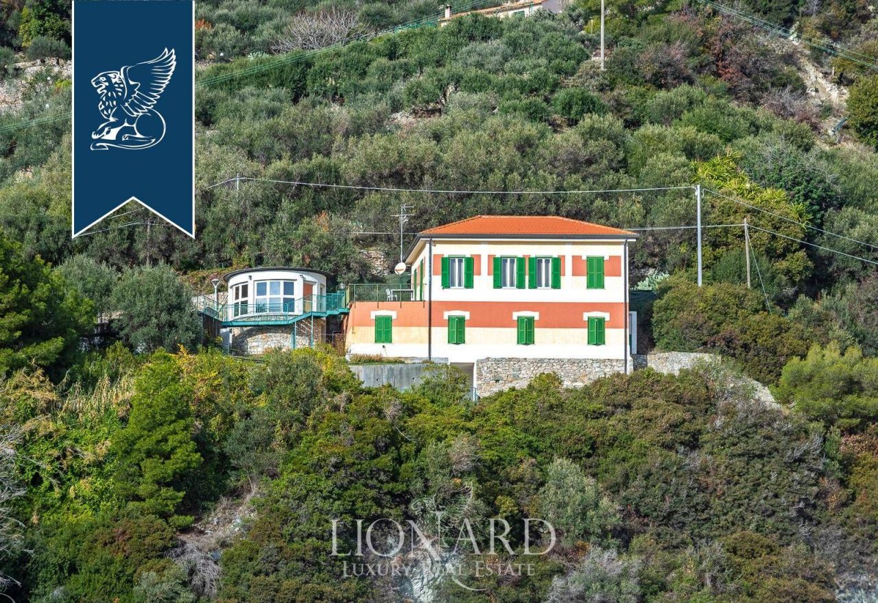 Вилла в Савоне, Италия, 4 280 м² - фото 7