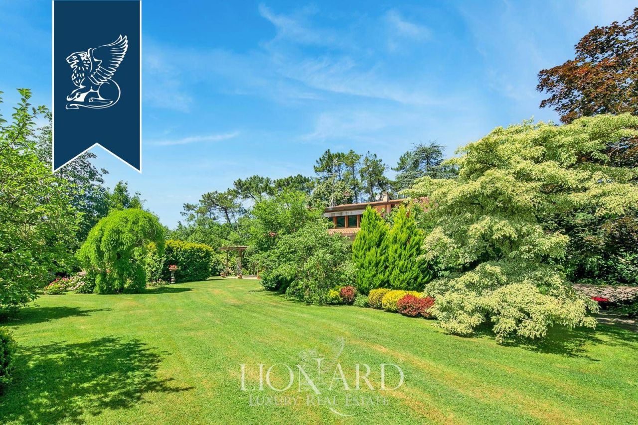 Вилла в Ареццо, Италия, 400 м² - фото 7