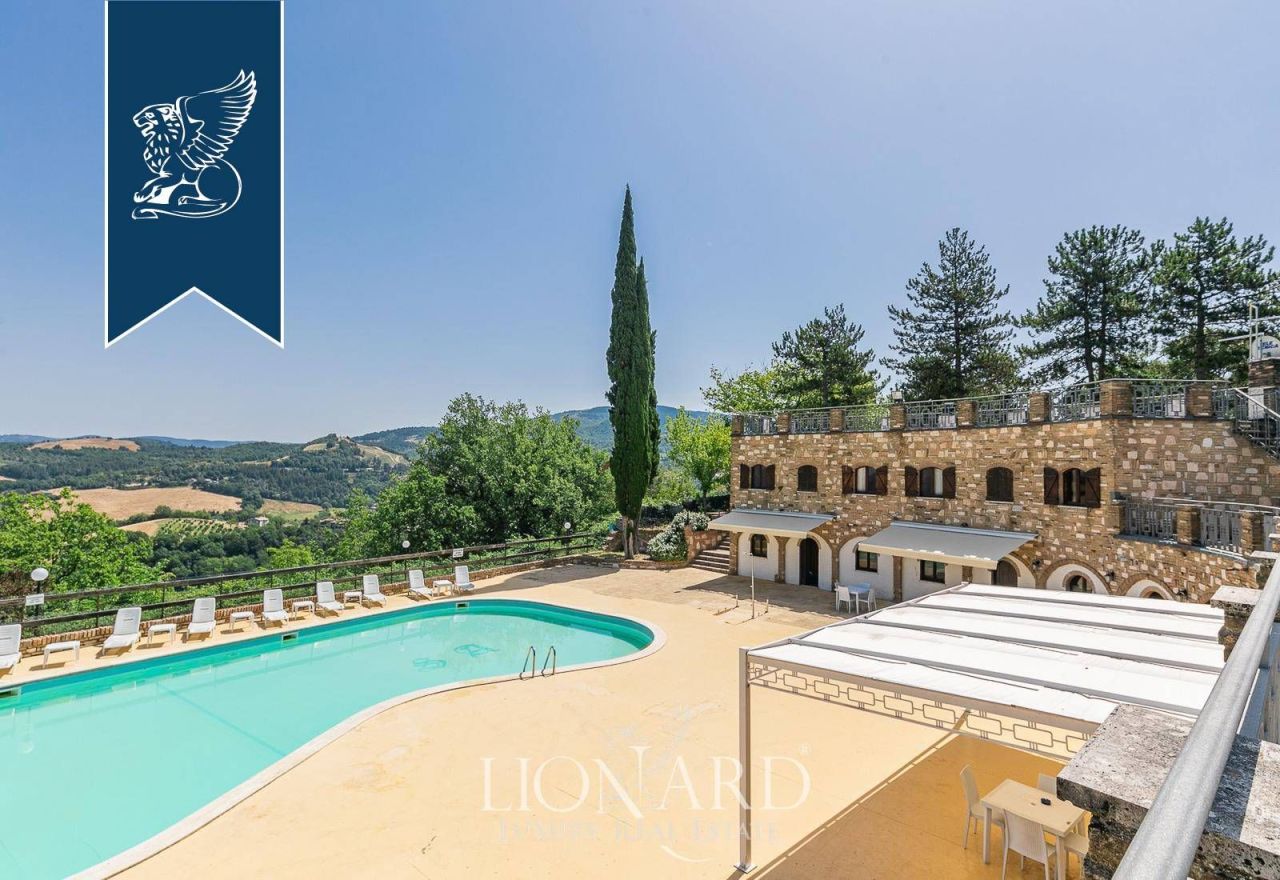 Ферма в Пезаро, Италия, 1 500 м² - фото 7