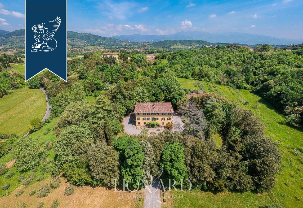 Вилла в Лукке, Италия, 1 500 м² - фото 7