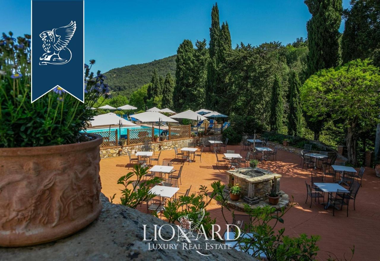 Дом в Сиене, Италия, 1 900 м² - фото 7