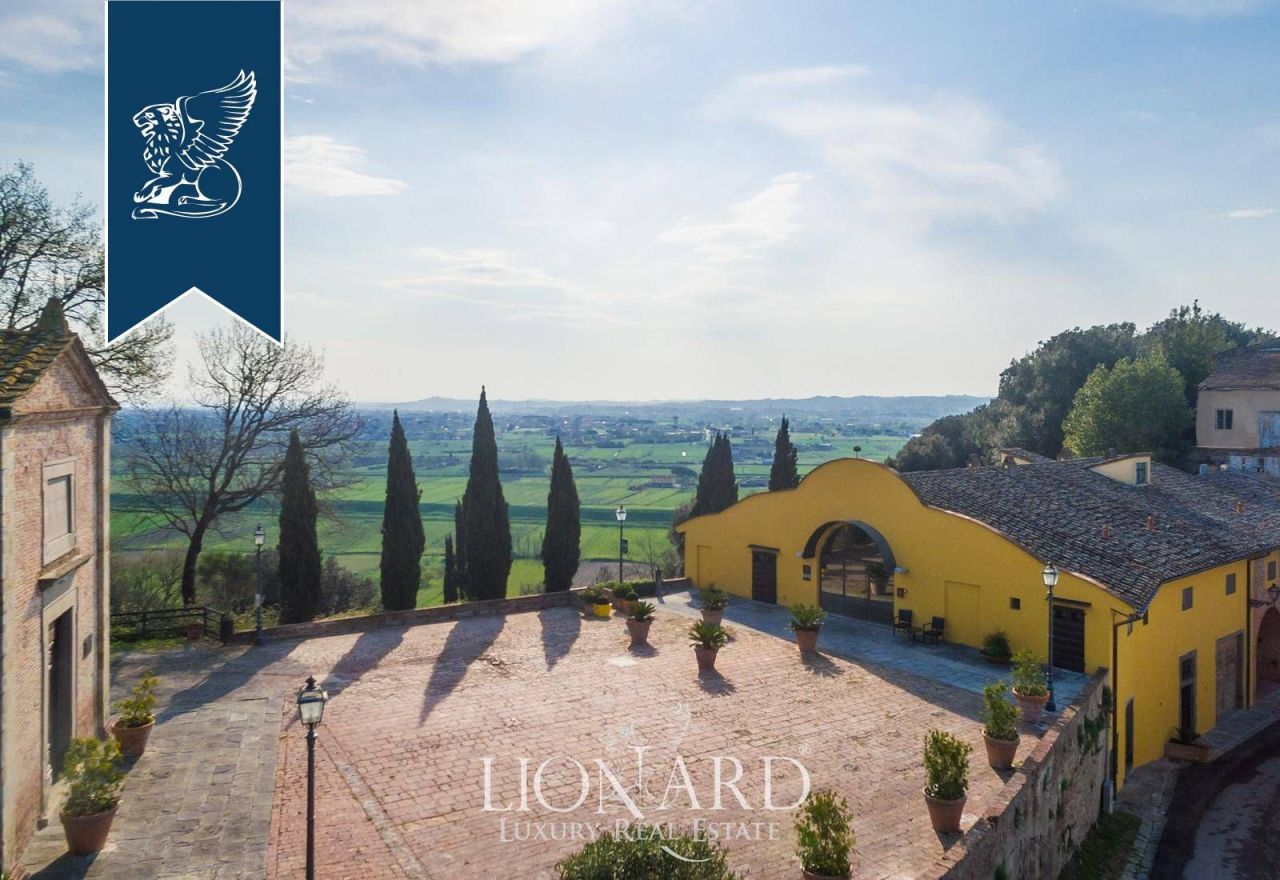 Вилла в Пизе, Италия, 2 000 м² - фото 7