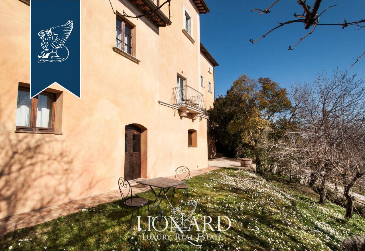 Отель, гостиница в Монтепульчано, Италия, 900 м² - фото 7