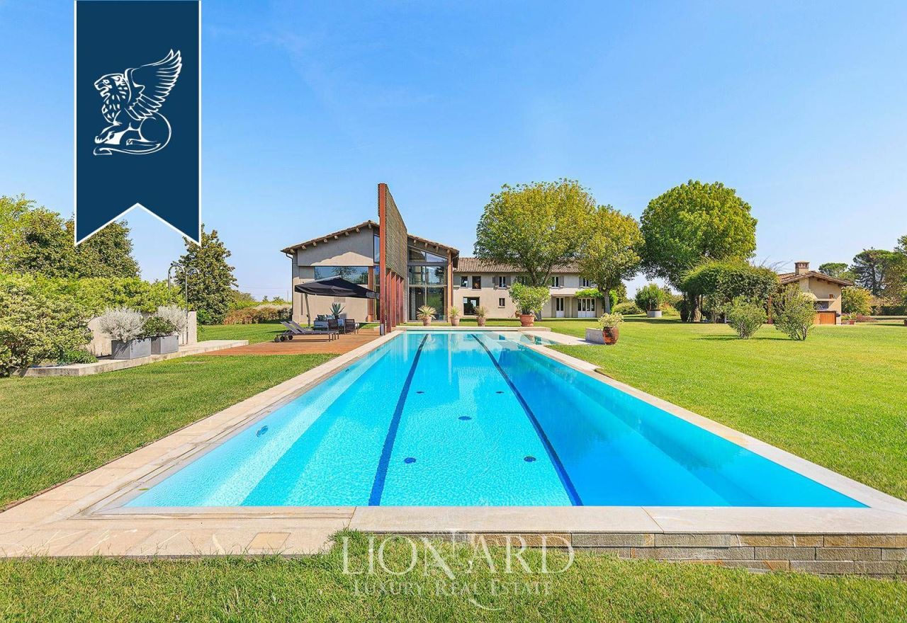 Вилла в Равенне, Италия, 800 м² - фото 7