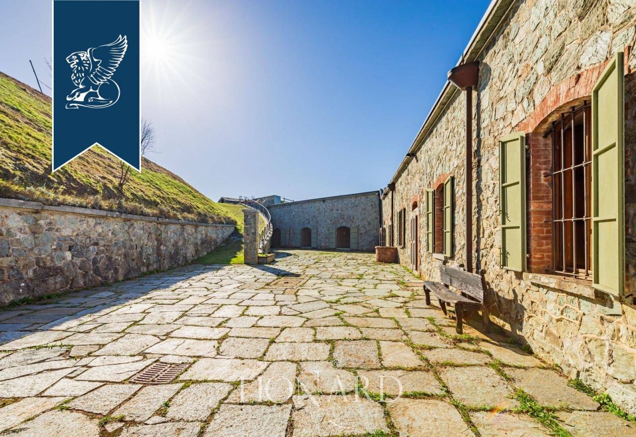 Замок в Савоне, Италия, 1 251 м² - фото 7