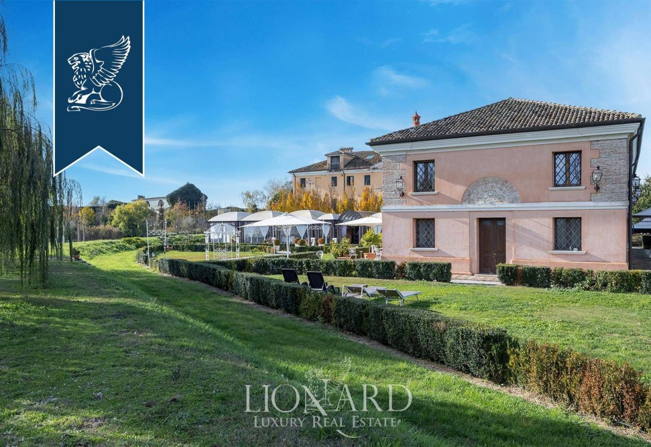 Ферма в Ровиго, Италия, 800 м² - фото 7