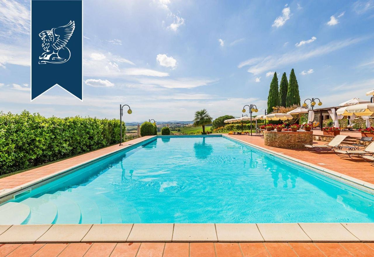 Дом в Сиене, Италия, 4 300 м² - фото 7