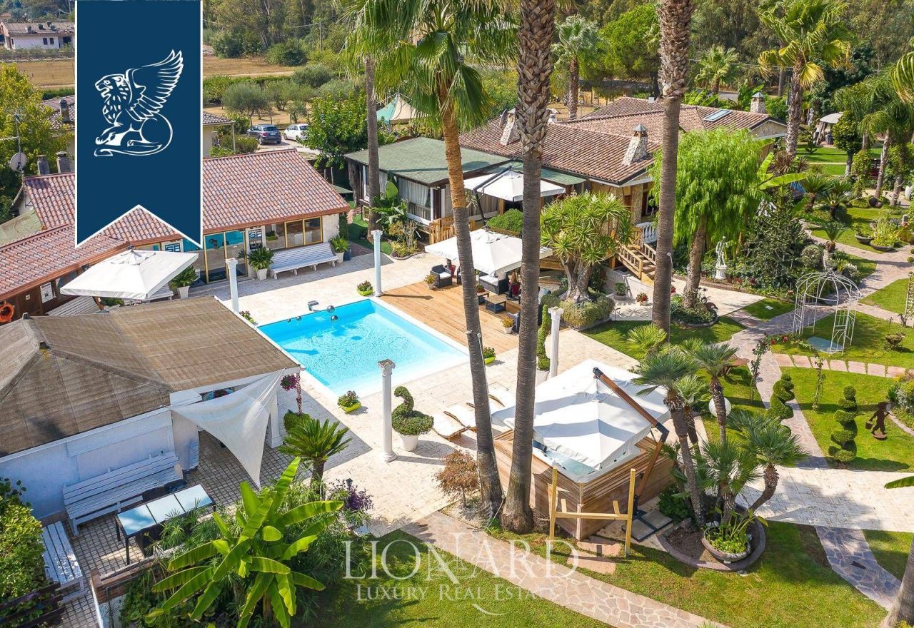 Вилла в Латина, Италия, 1 176 м² - фото 7