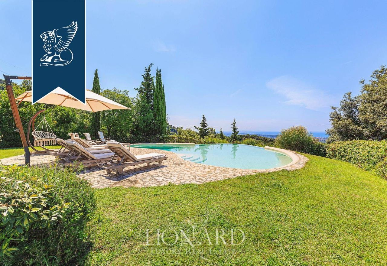 Вилла в Монтиньозо, Италия, 900 м² - фото 7