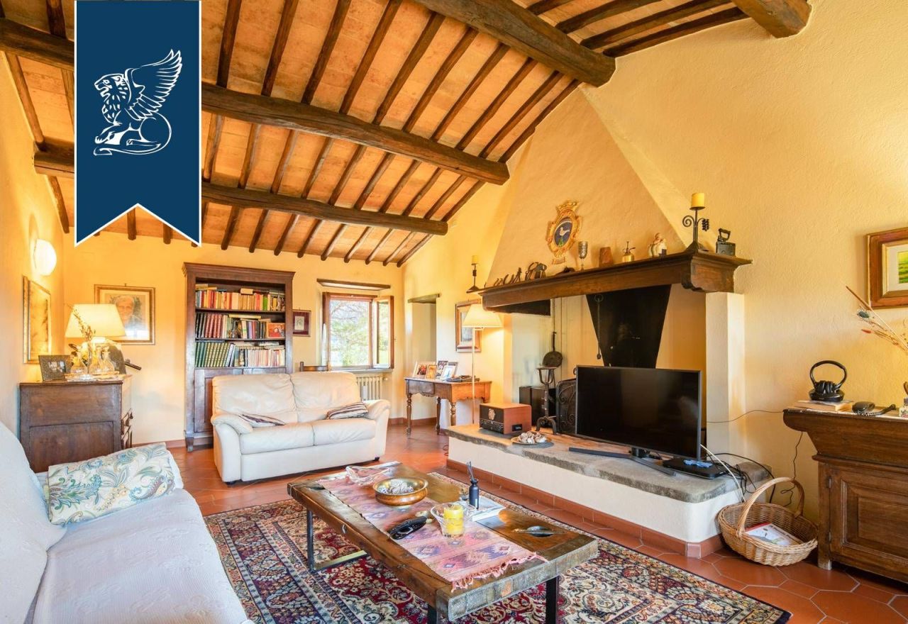 Ферма в Кортоне, Италия, 1 000 м² - фото 7