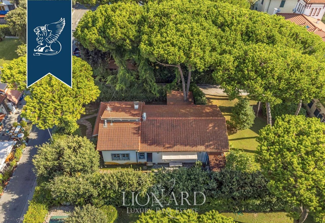 Вилла в Форте деи Марми, Италия, 170 м² - фото 7